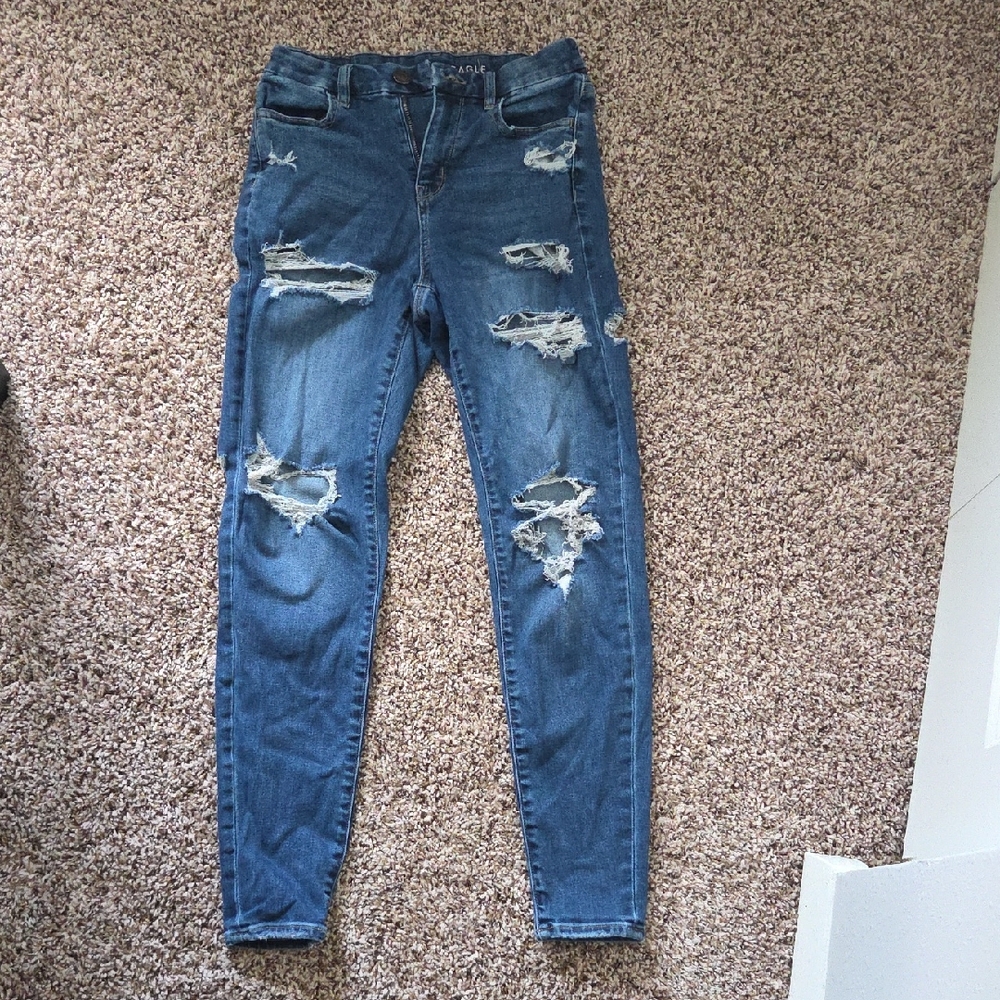 American Eagle Outfitters Curvy Hi-Rise Jeggings with Distressed Details